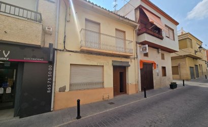 Adosado - Reventa - Salinas -
                Salinas