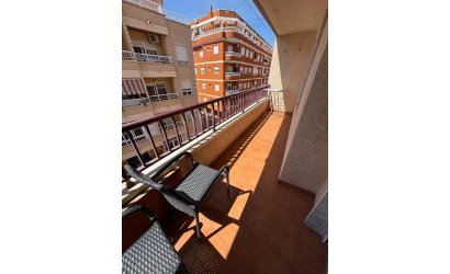 Apartamento - Herverkoop - Torrevieja - Centro