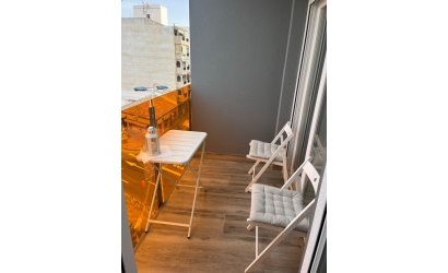 Apartamento - Herverkoop - Torrevieja - Centro
