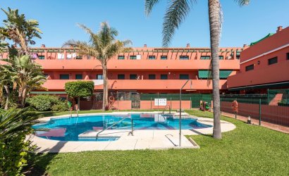 Apartment - Herverkoop - Casares Playa - Costa del Sol