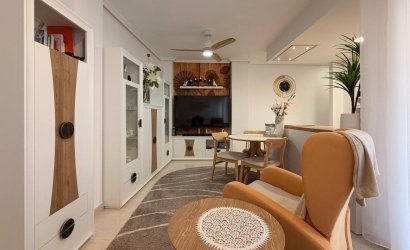 Apartment - Herverkoop - Torrevieja -
                Centro