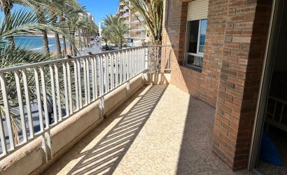 Apartment - Herverkoop -
                Torrevieja - MLSC-39300
