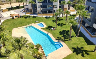 Apartment - Herverkoop -
                Torrevieja - MLSC-53625