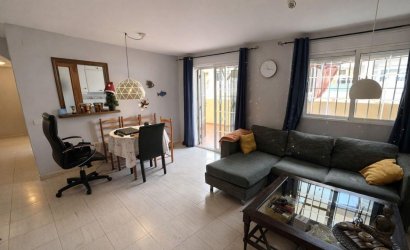 Apartment - Herverkoop -
                Torrevieja - MLSC-98055