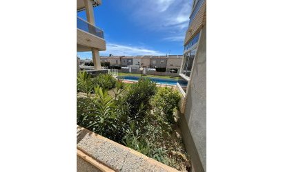 Apartment - Resale - Torrevieja - Aguas Nuevas