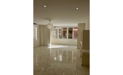 Apartment - Resale - Torrevieja - Torrevieja