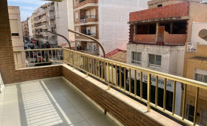 Apartment - Revente - Torrevieja - Centro