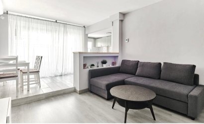 Apartment - Revente - Torrevieja -
                Centro