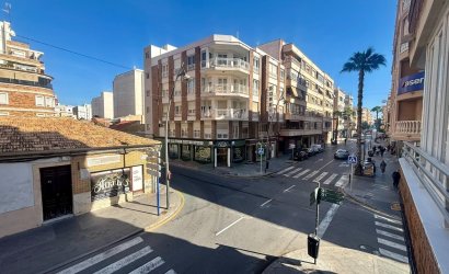 Apartment - Revente - Torrevieja -
                Torrevieja