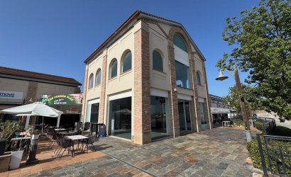 Comercial - Reventa -
                La Finca Golf - MM-57051