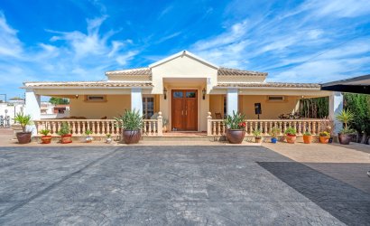 Country House - Herverkoop -
                Almoradí - MM-33862