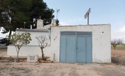 Country House - Resale - Yecla -
                Inland