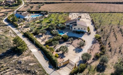 Country House - Reventa - La Zarza -
                La Zarza