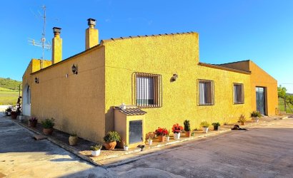 Country House - Reventa - Yecla -
                Inland