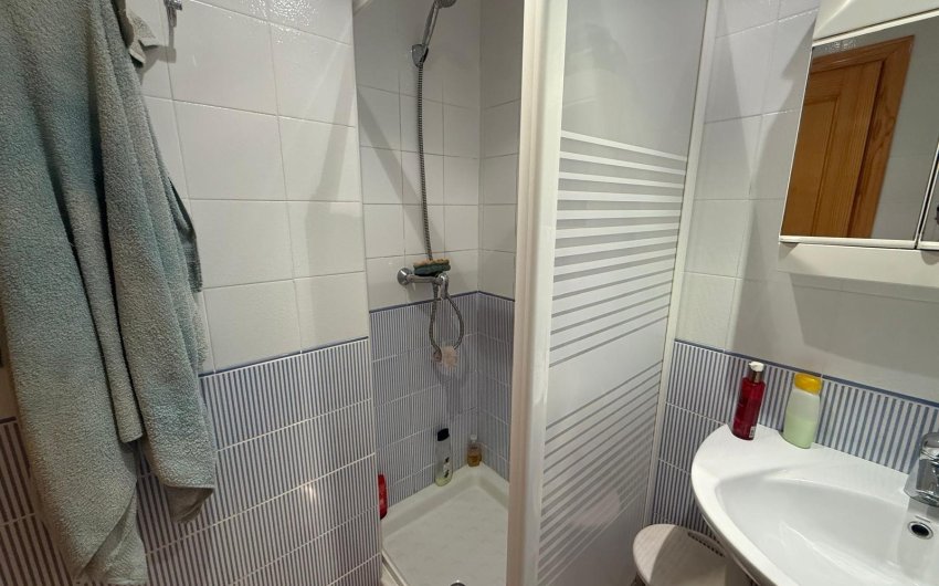 Herverkoop - Apartamento -
Guardamar del Segura - Avenida del Puerto