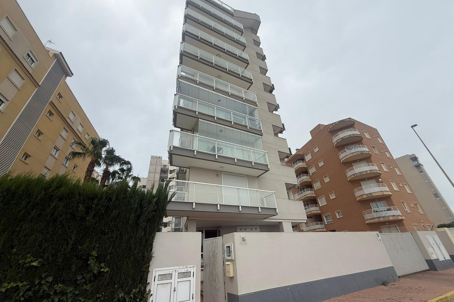 Herverkoop - Apartamento -
Guardamar del Segura - Puerto Deportivo