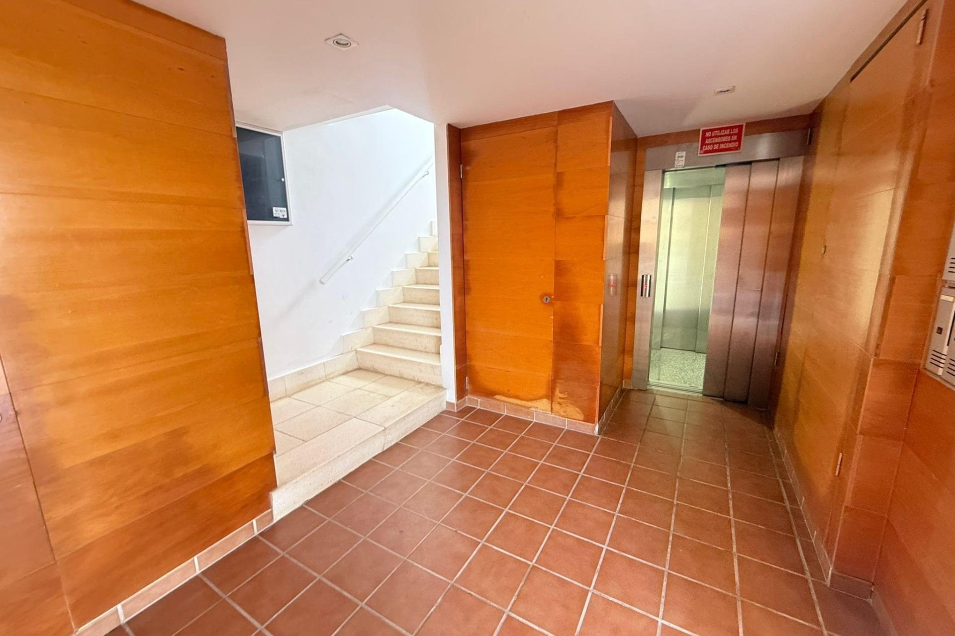 Herverkoop - Apartamento -
Guardamar del Segura - Puerto Deportivo