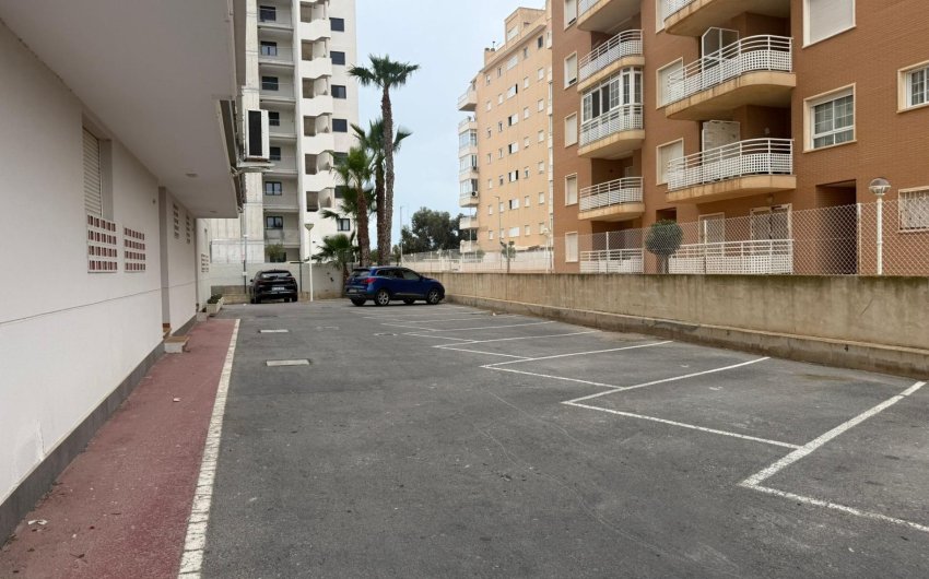 Herverkoop - Apartamento -
Guardamar del Segura - Puerto Deportivo