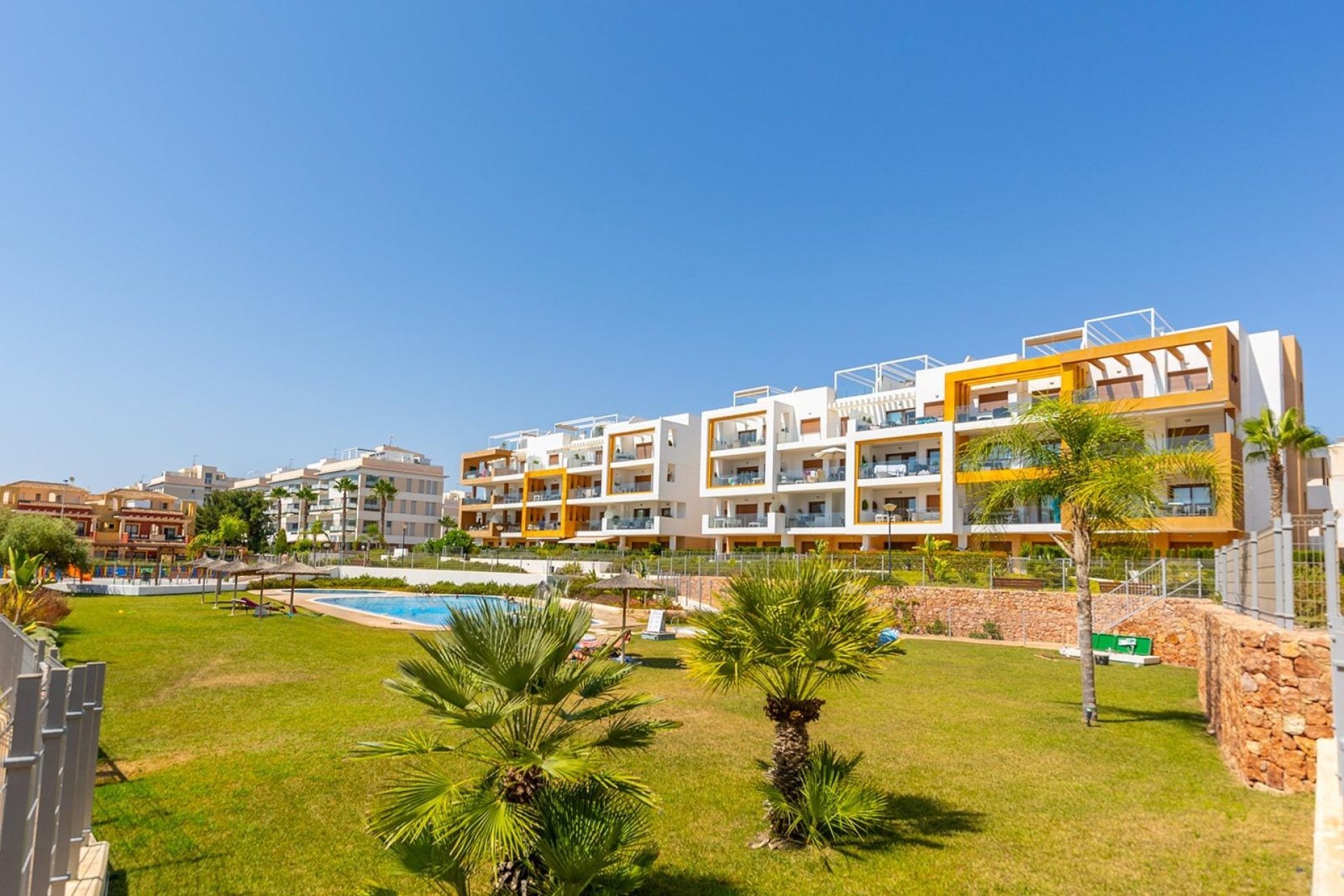 Herverkoop - Apartamento -
Orihuela Costa - Los Dolses