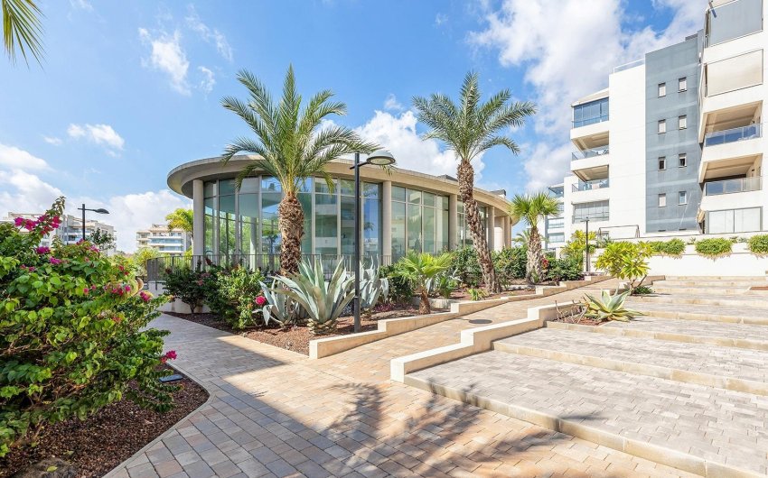 Herverkoop - Apartamento -
Orihuela Costa - Los Dolses