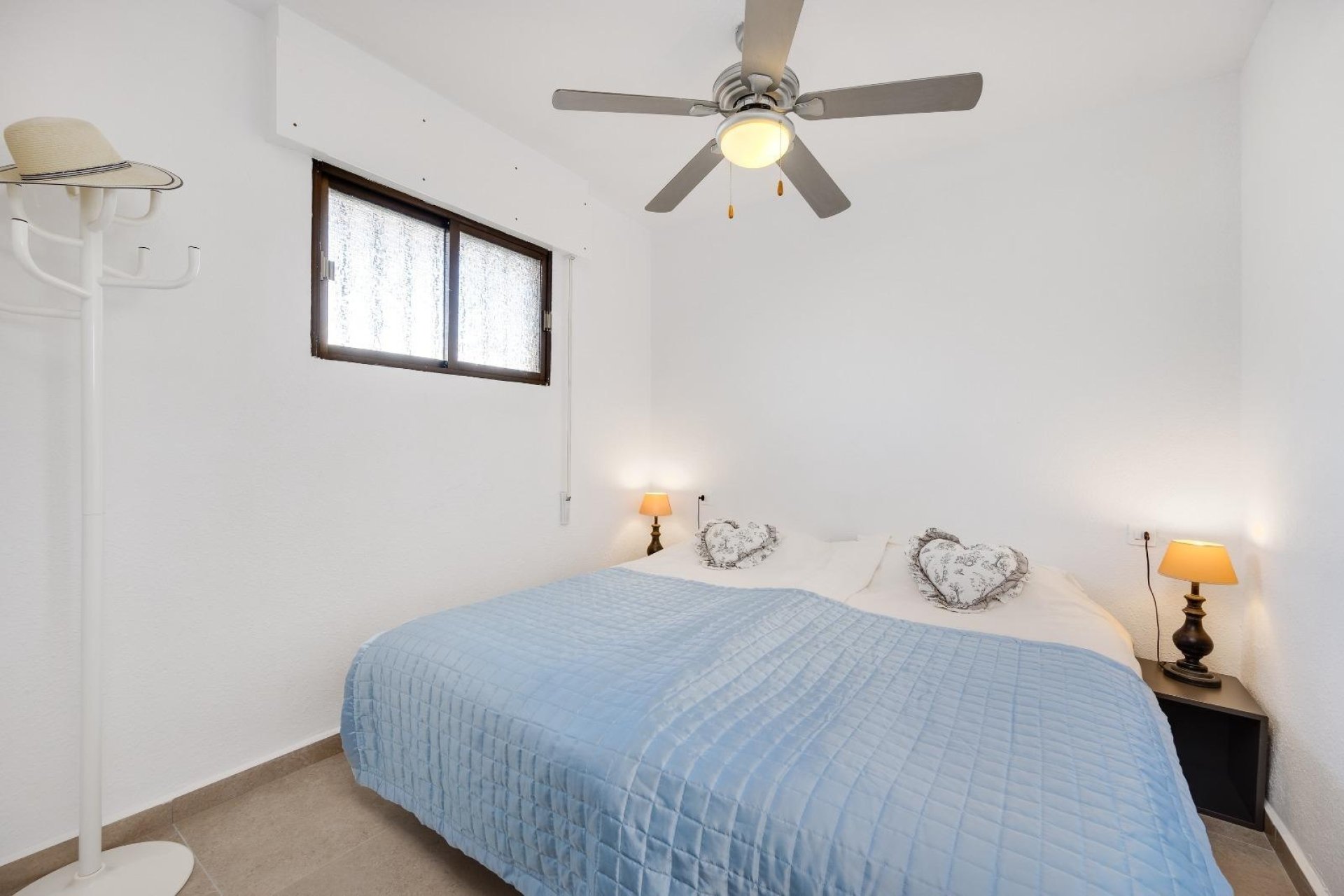 Herverkoop - Apartamento -
Torrevieja - Cabo Cervera