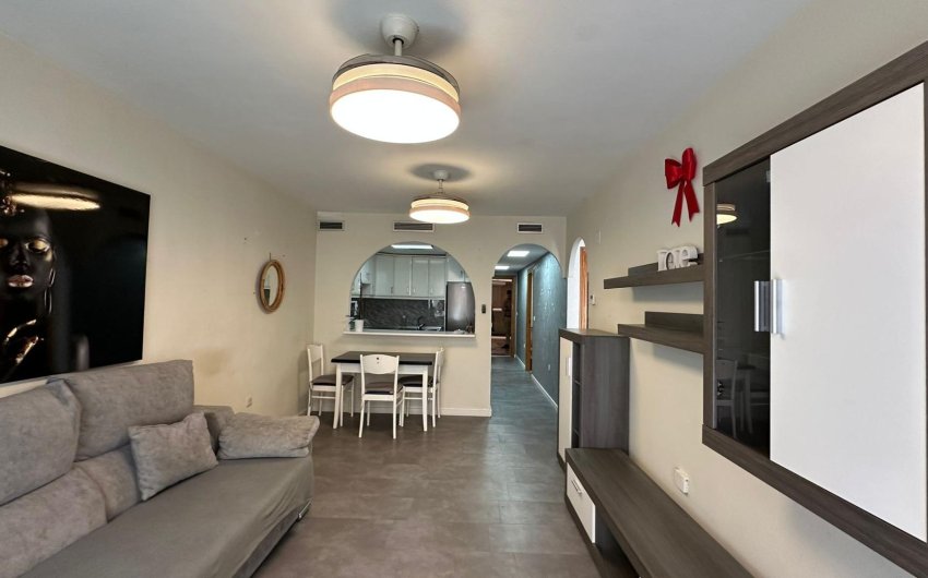 Herverkoop - Apartamento -
Torrevieja - Centro
