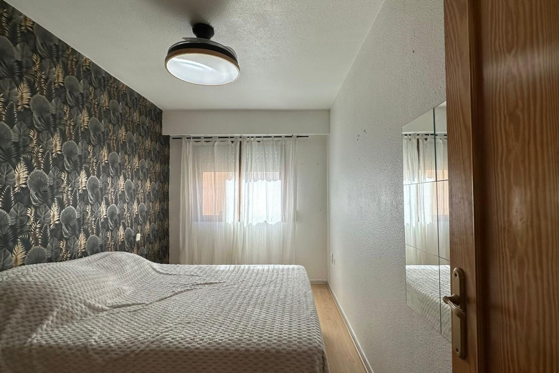 Herverkoop - Apartamento -
Torrevieja - Centro