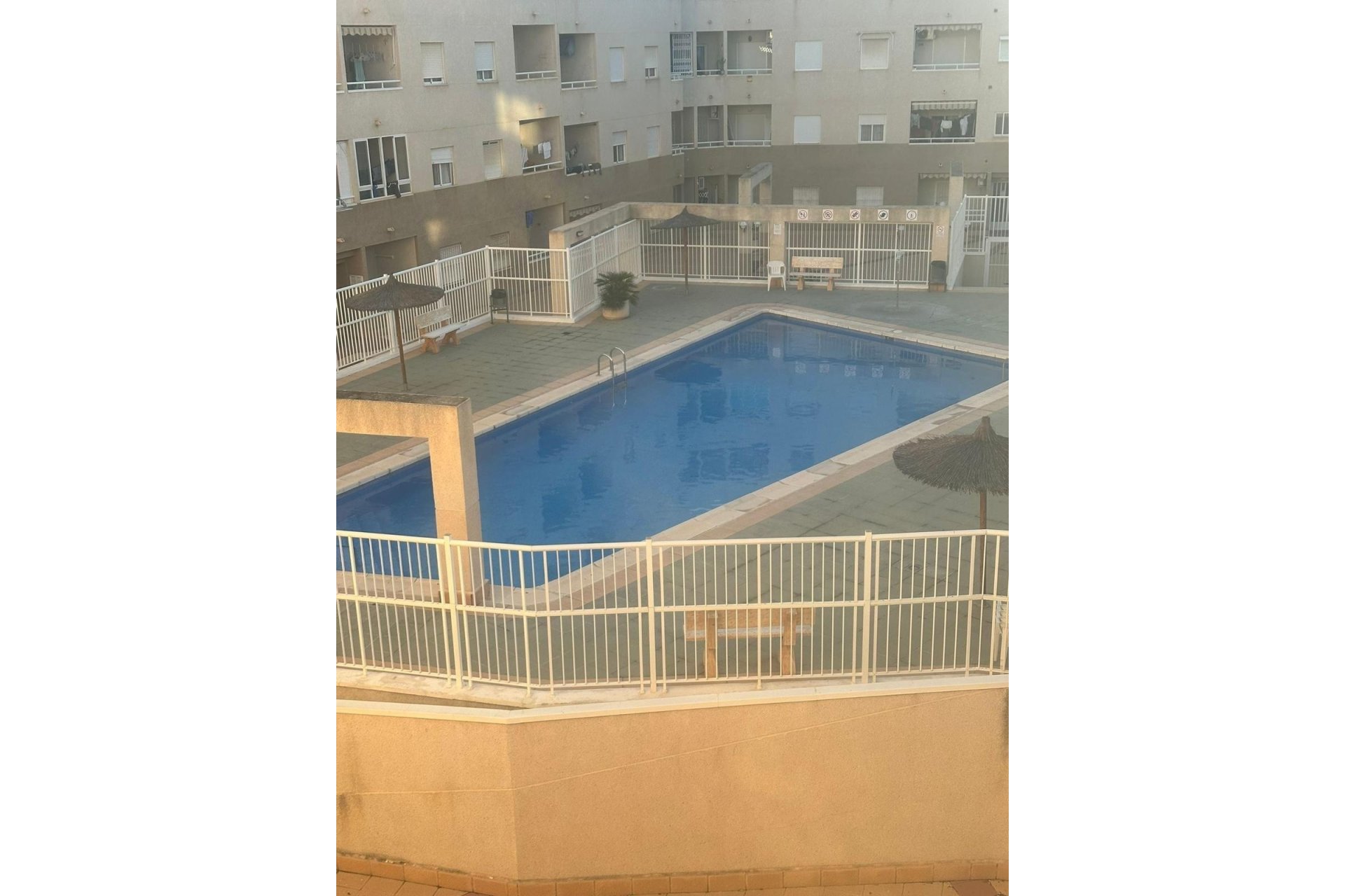 Herverkoop - Apartamento -
Torrevieja - Centro