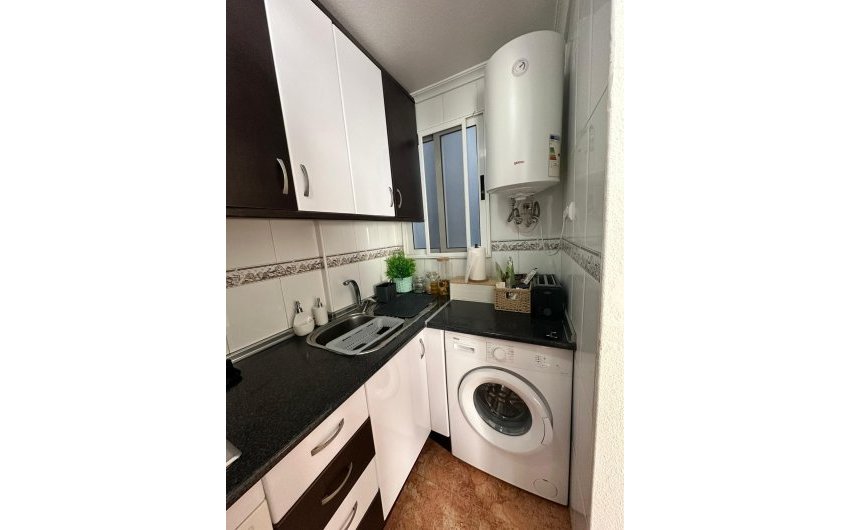 Herverkoop - Apartamento -
Torrevieja - Centro