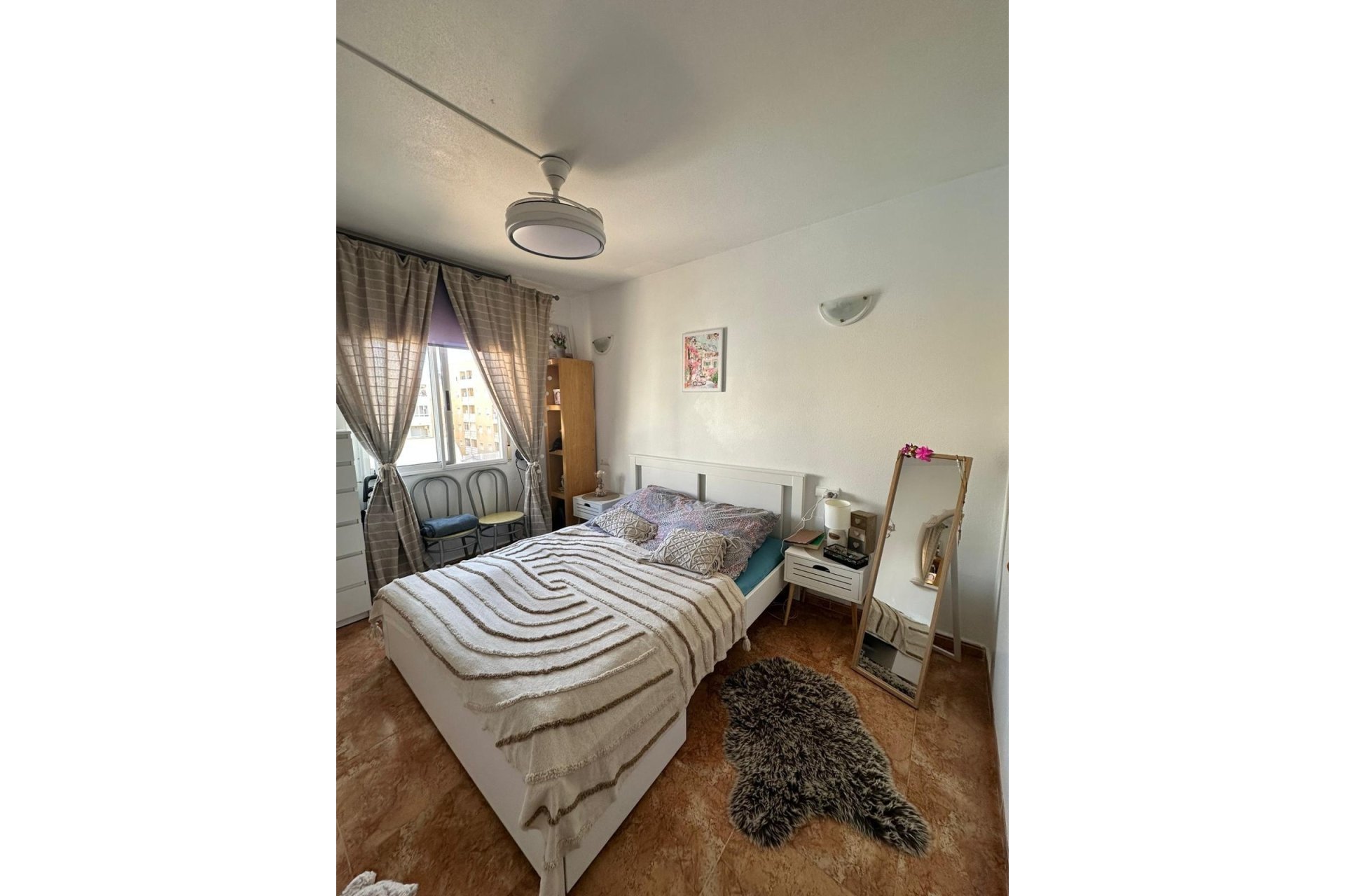 Herverkoop - Apartamento -
Torrevieja - Centro
