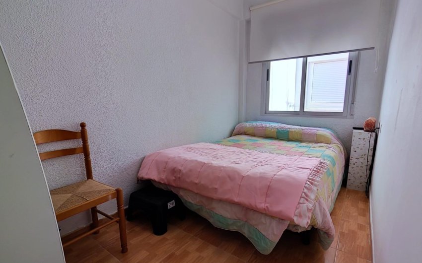 Herverkoop - Apartamento -
Torrevieja - Centro