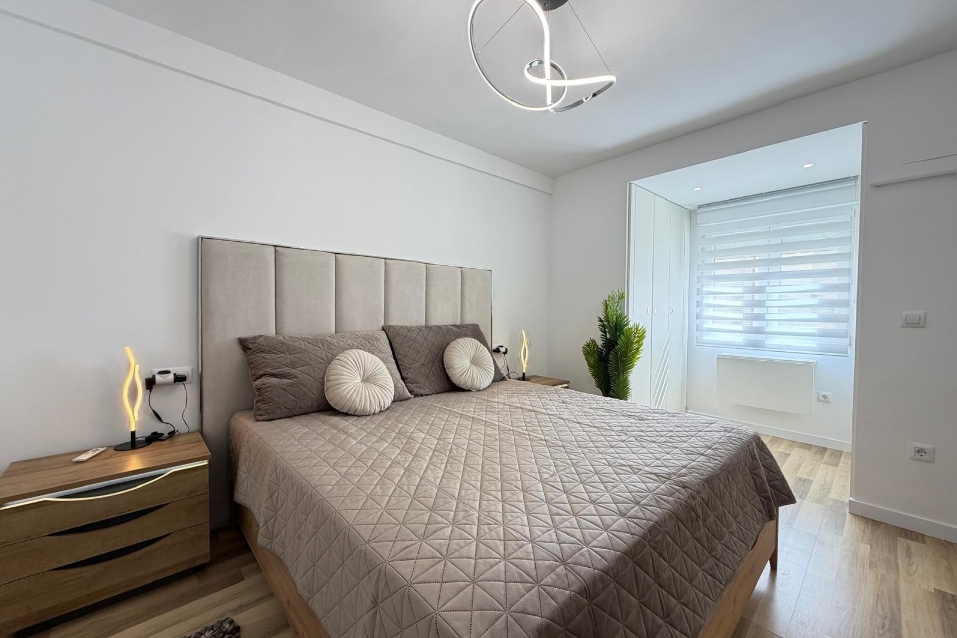 Herverkoop - Apartamento -
Torrevieja - Centro
