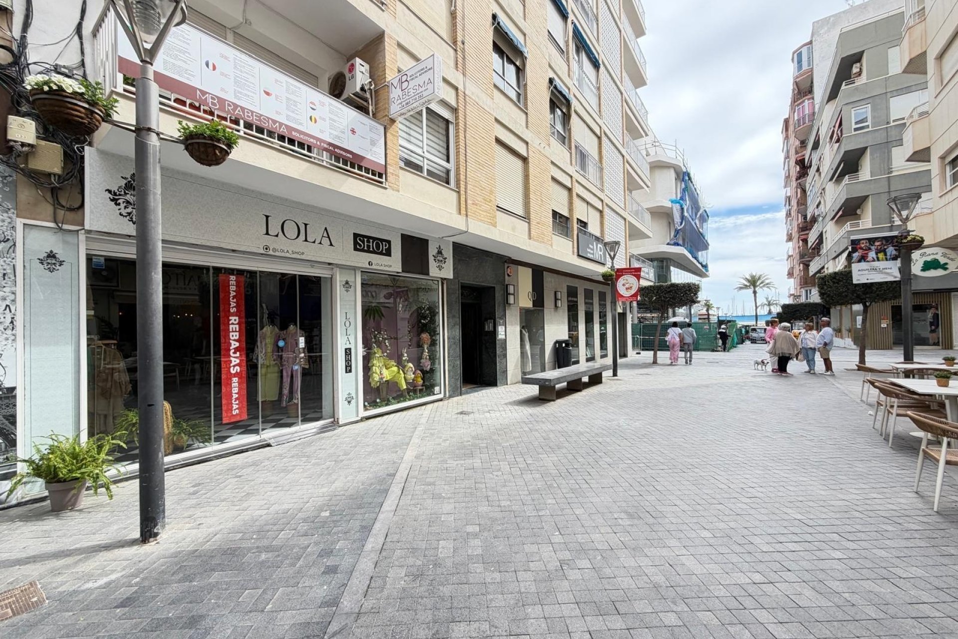 Herverkoop - Apartamento -
Torrevieja - Centro