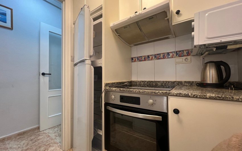 Herverkoop - Apartamento -
Torrevieja - Centro