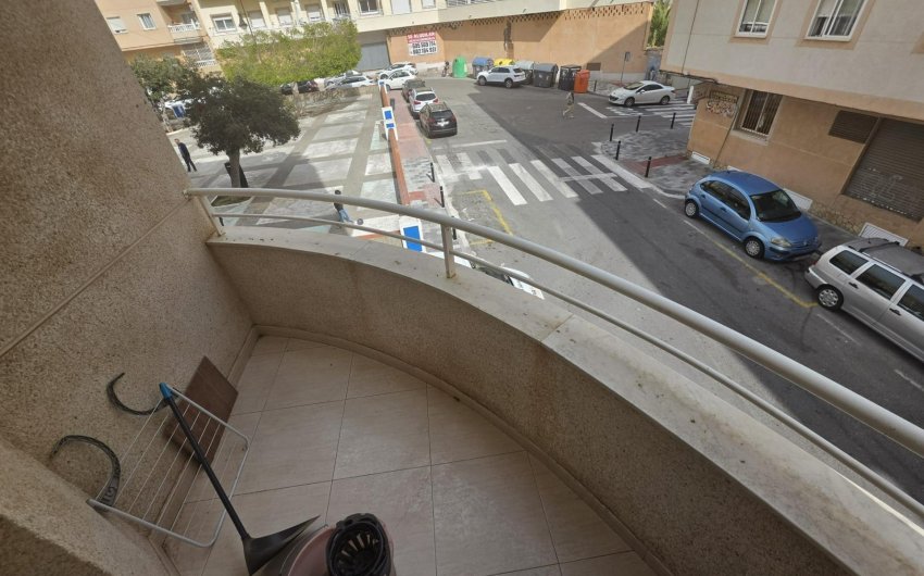 Herverkoop - Apartamento -
Torrevieja - Centro