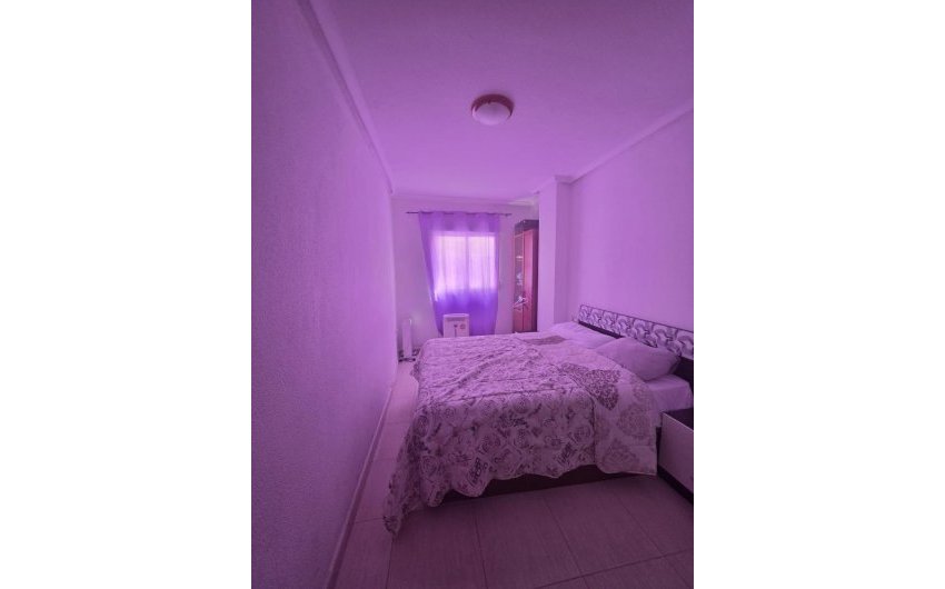 Herverkoop - Apartamento -
Torrevieja - Centro
