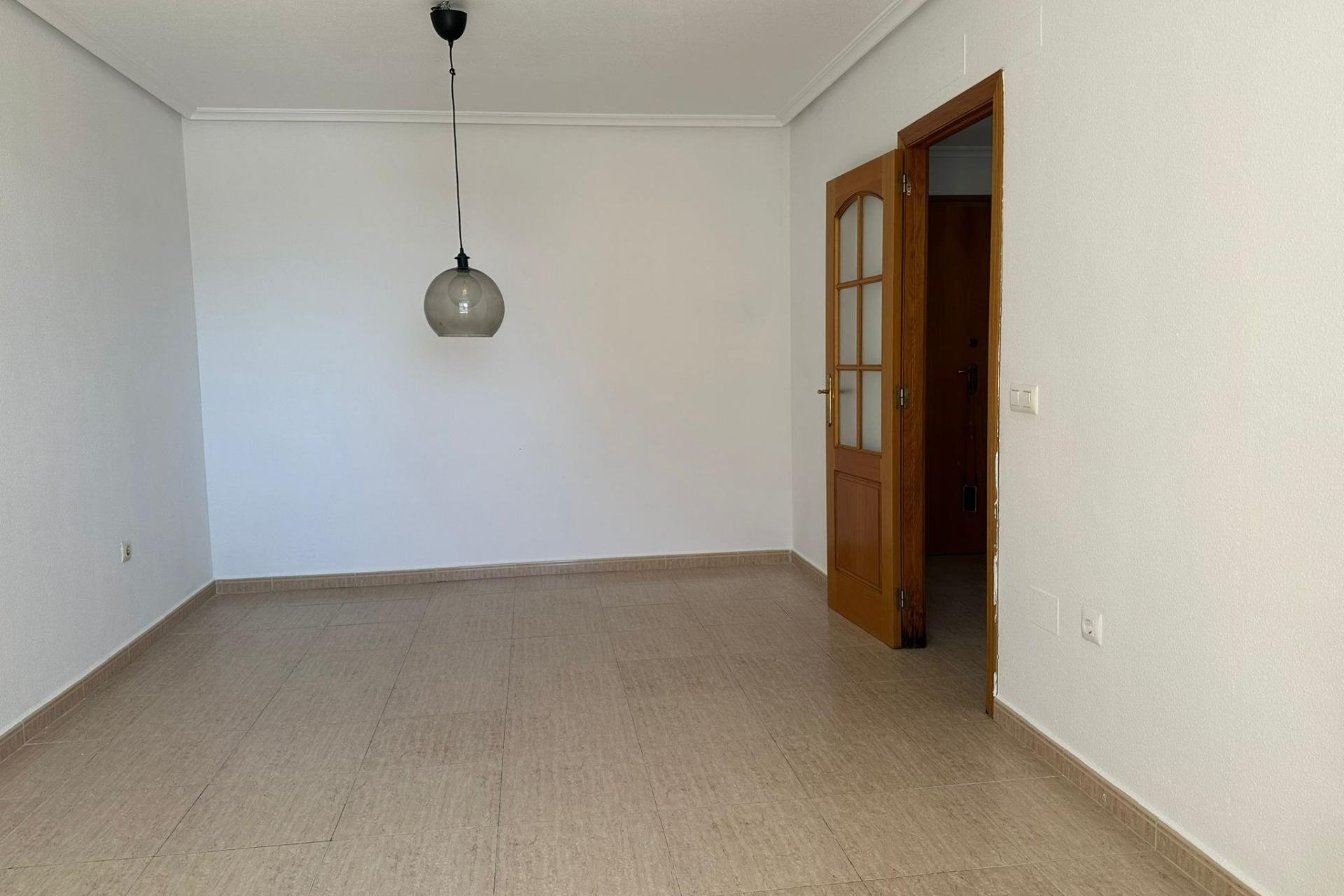 Herverkoop - Apartamento -
Torrevieja - Centro