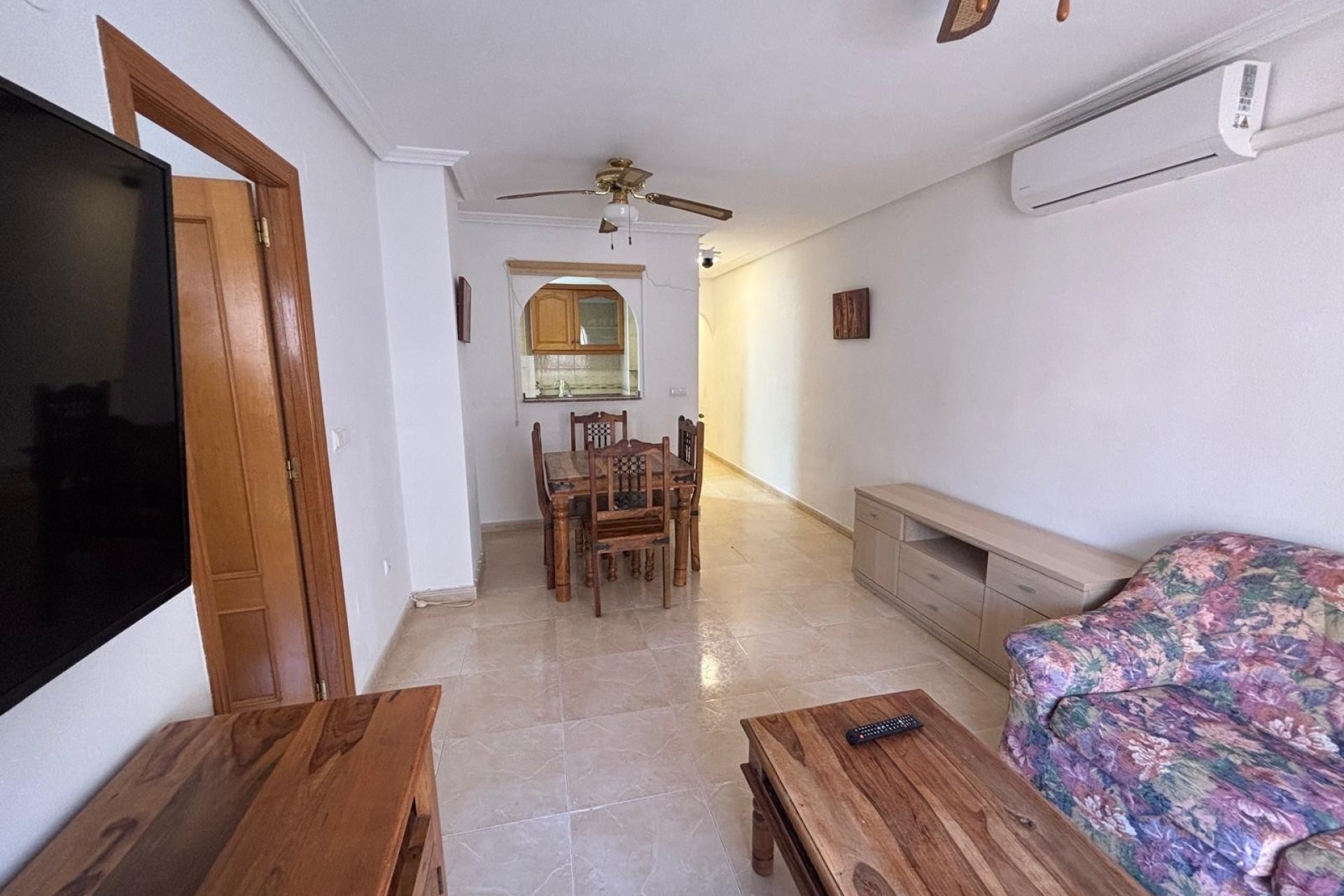Herverkoop - Apartamento -
Torrevieja - Centro
