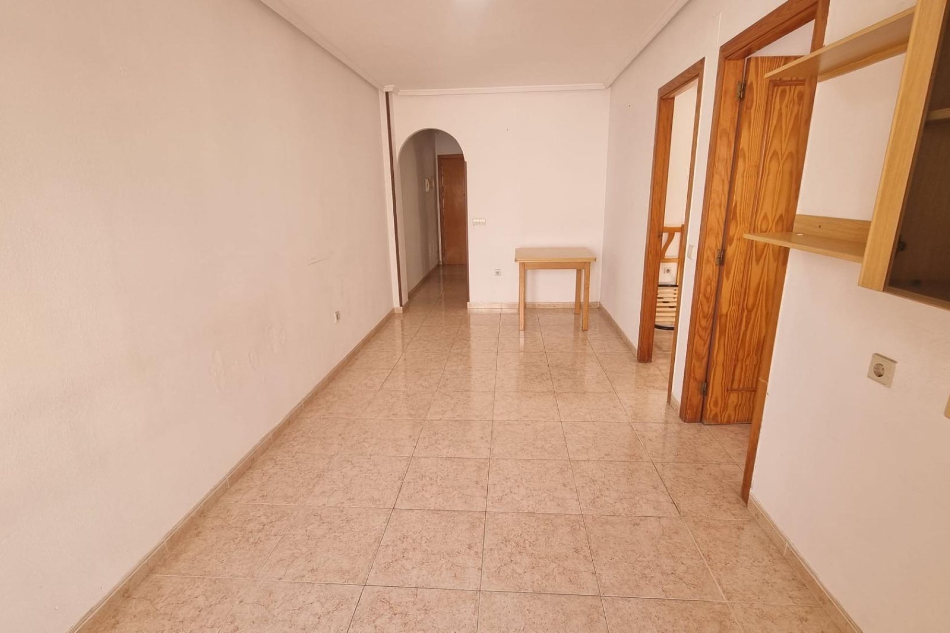 Herverkoop - Apartamento -
Torrevieja - Centro