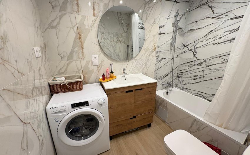 Herverkoop - Apartamento -
Torrevieja - Centro