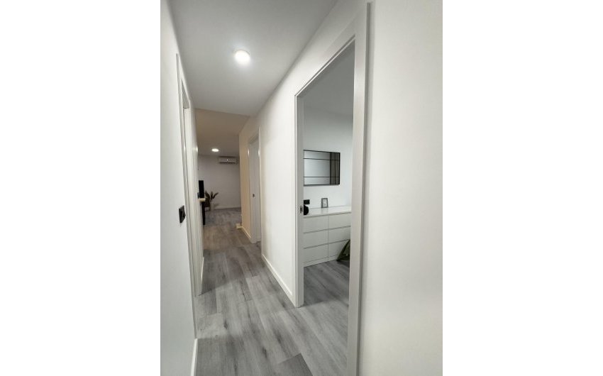 Herverkoop - Apartamento -
Torrevieja - Centro