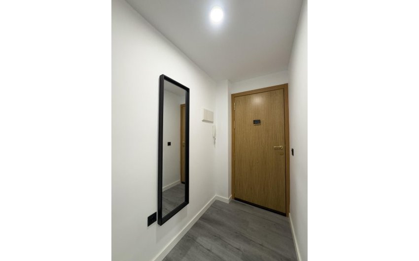 Herverkoop - Apartamento -
Torrevieja - Centro