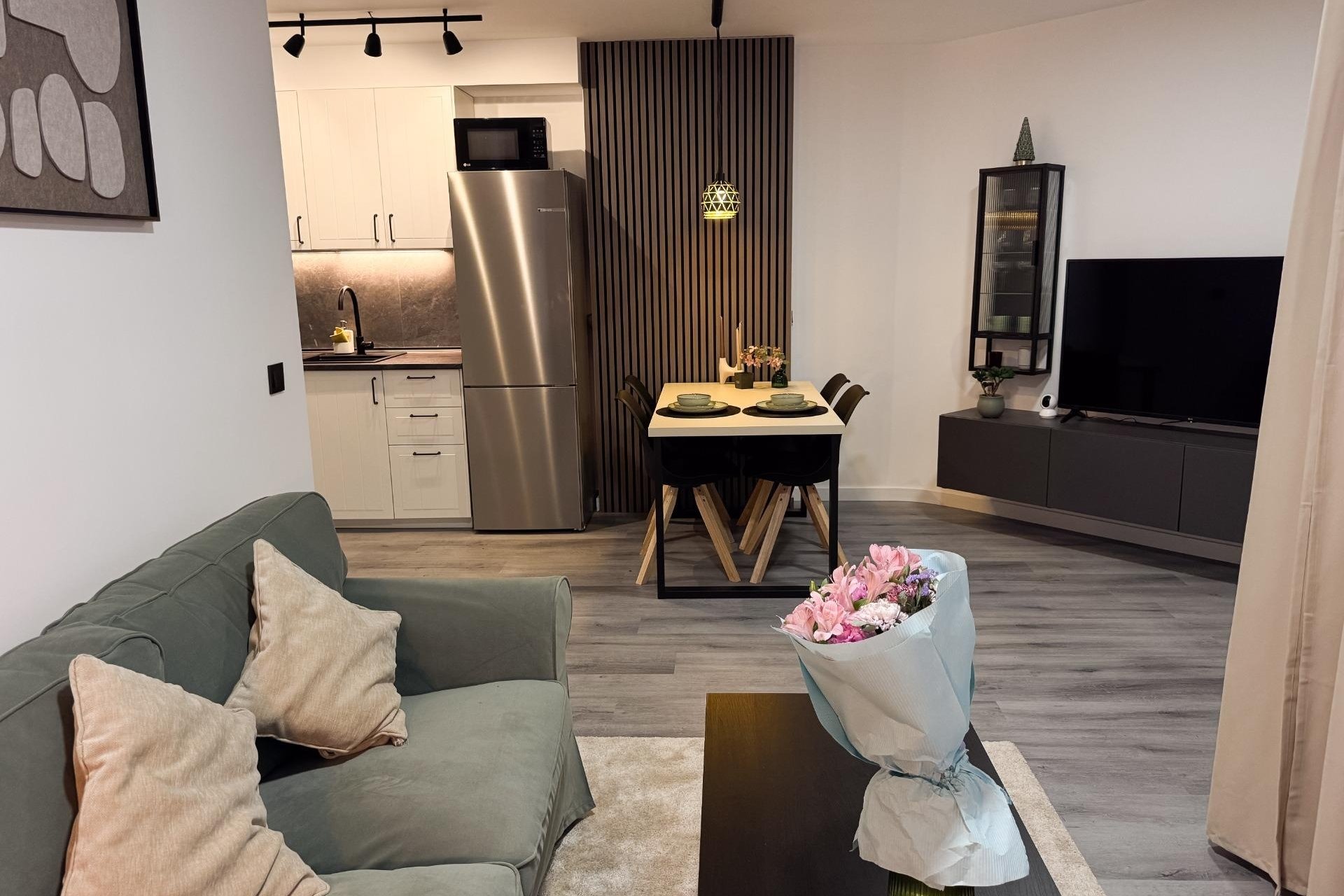 Herverkoop - Apartamento -
Torrevieja - Centro