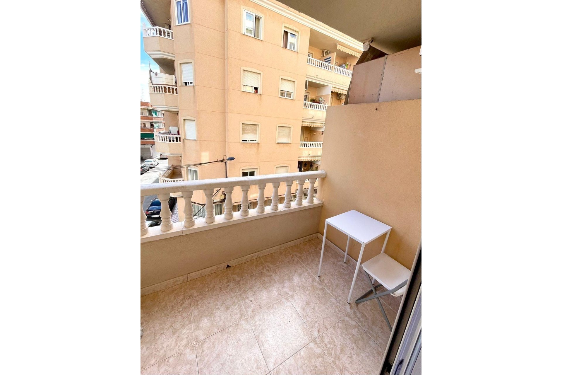 Herverkoop - Apartamento -
Torrevieja - Centro