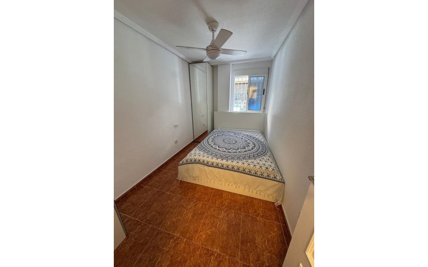 Herverkoop - Apartamento -
Torrevieja - Centro