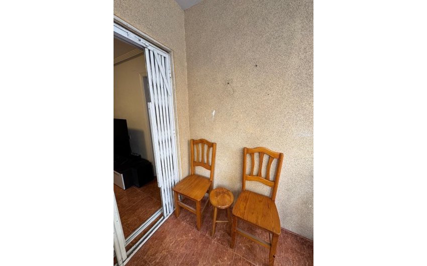 Herverkoop - Apartamento -
Torrevieja - Centro