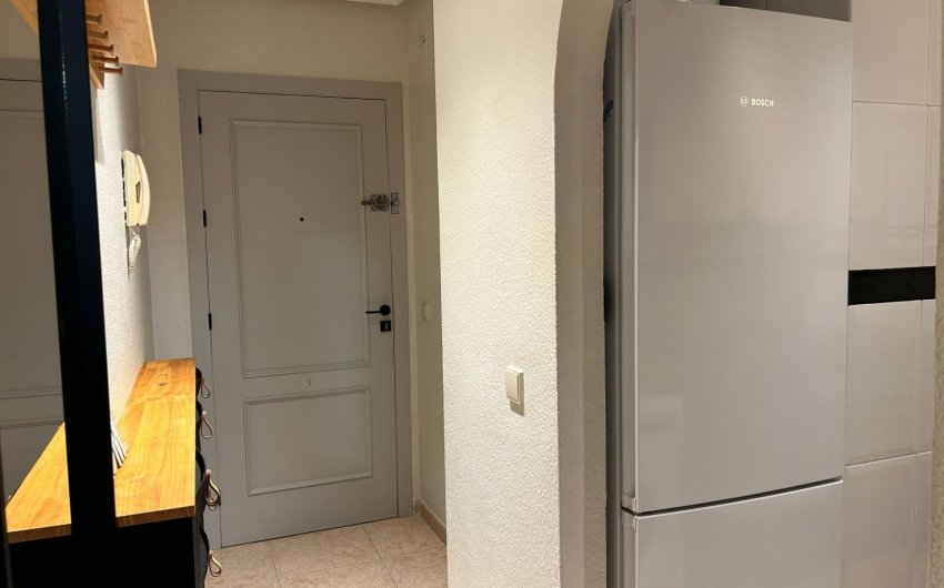 Herverkoop - Apartamento -
Torrevieja - Centro