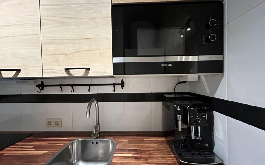 Herverkoop - Apartamento -
Torrevieja - Centro