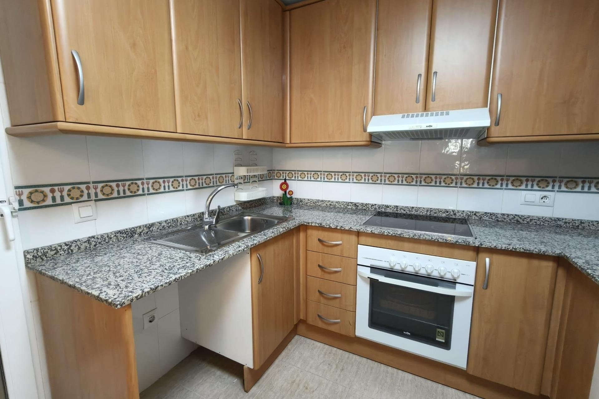 Herverkoop - Apartamento -
Torrevieja - Centro