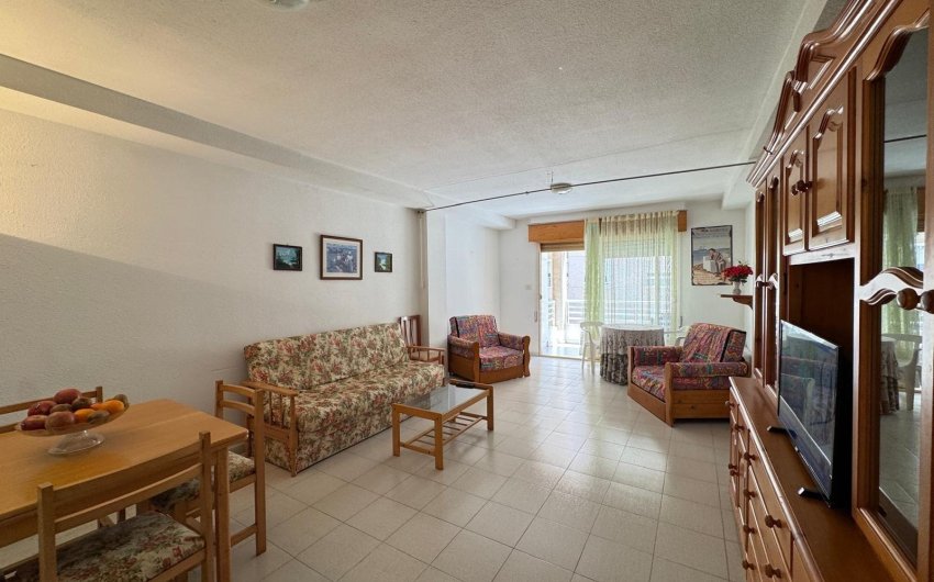 Herverkoop - Apartamento -
Torrevieja - Centro